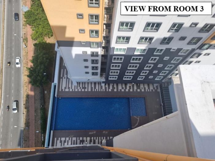 Seaside Haven Homestay Seaview Unit With Pool Opposite Ktcc & Mayang Mall - Pangsapuri Ladang Tanjung Куала Теренгану Екстериор снимка