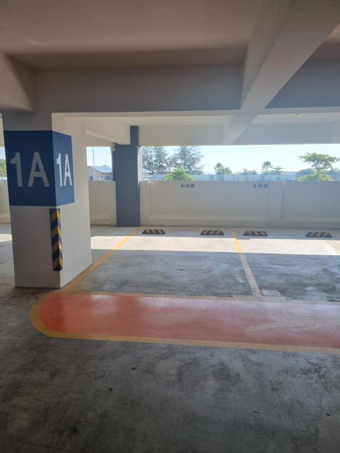 Seaside Haven Homestay Seaview Unit With Pool Opposite Ktcc & Mayang Mall - Pangsapuri Ladang Tanjung Куала Теренгану Екстериор снимка