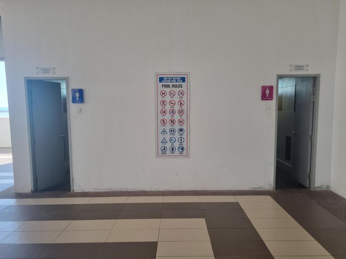 Seaside Haven Homestay Seaview Unit With Pool Opposite Ktcc & Mayang Mall - Pangsapuri Ladang Tanjung Куала Теренгану Екстериор снимка